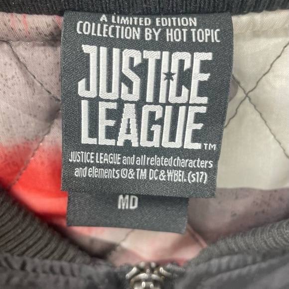 DC Comics Justice League Cyborg Bomber Jacket. Size M - Picture 7 of 11
